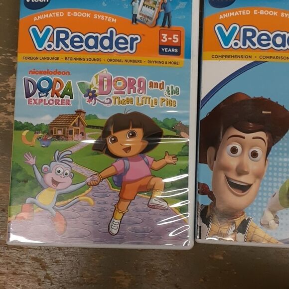 VTech V reader animated e-book system. - Picture 2 of 6